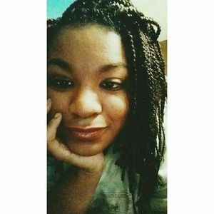 Meet your Posher, Desiree